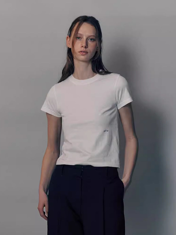 Dame kort T-shirt i høj kvalitet bomuldsblanding med moderne snit Stilla