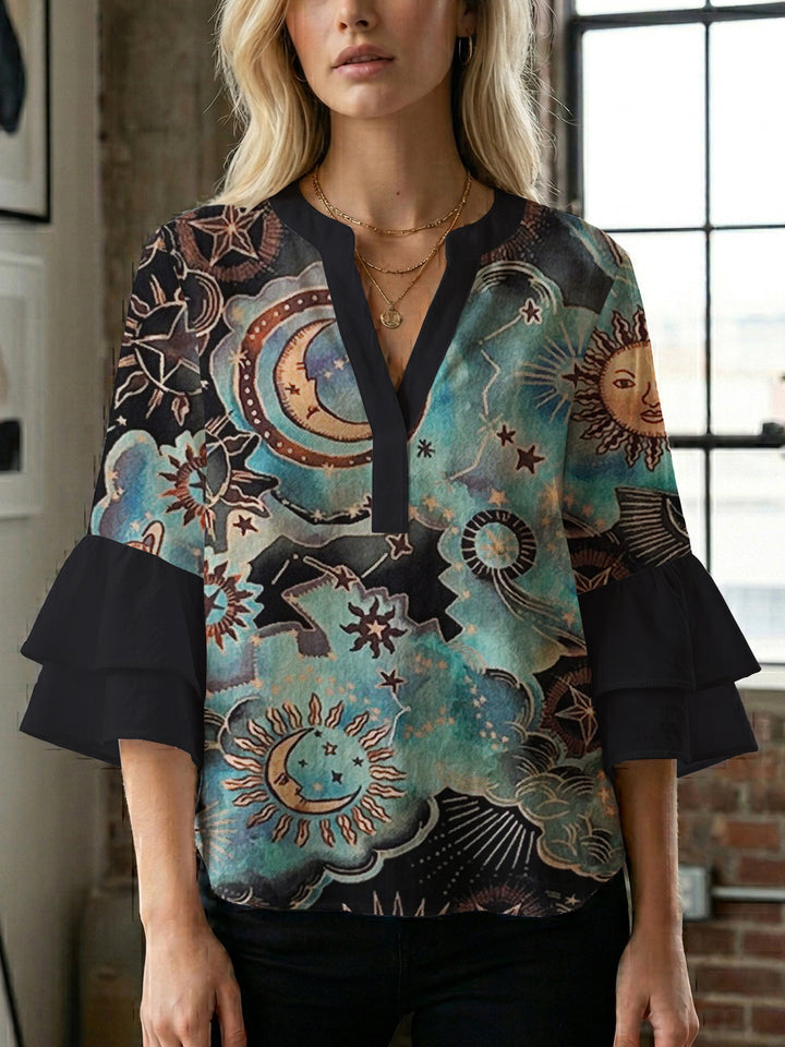 Dame afslappet bluse med flæseærmer og botanisk print Skovae