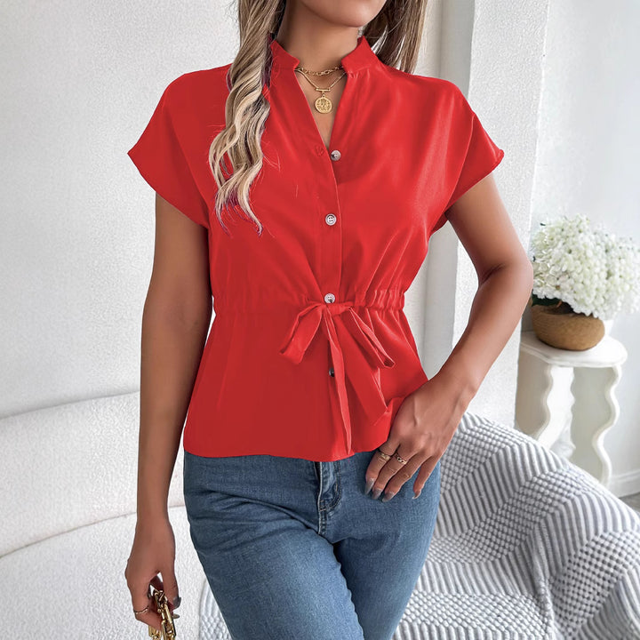 Dame elegant bluse med figursyet snit og knaplukning Stilla