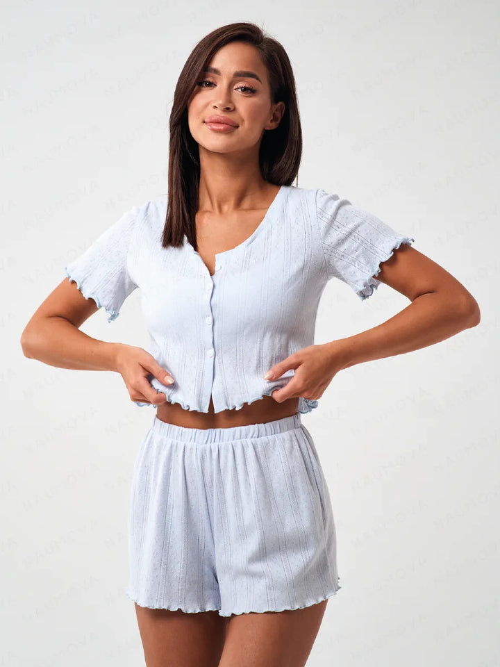 Dame fritids-pyjamasæt med sarte ruffles detaljer og knapliste Stilla