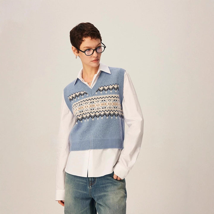 Kvinders fashionable striktrøje med V-hals og geometrisk mønster Stilla