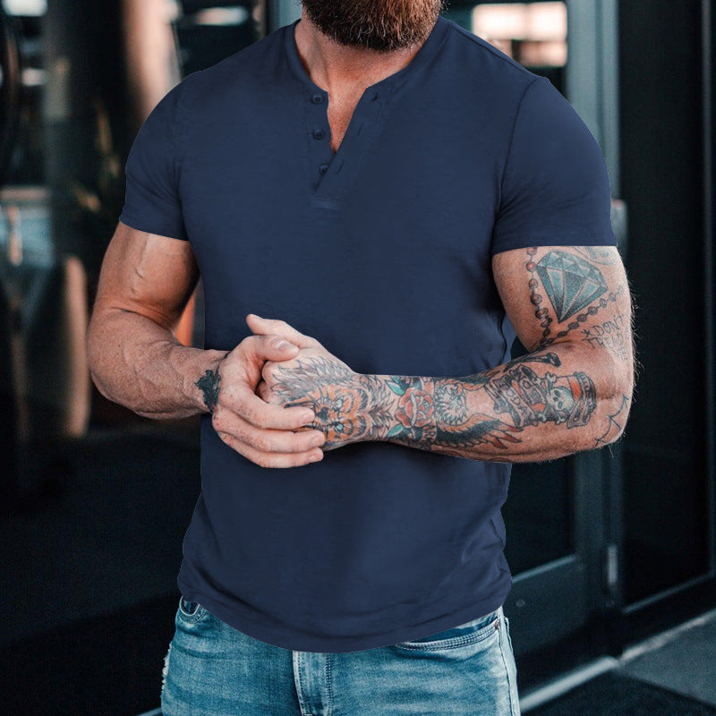 Herrer kortærmet Henley T-shirt med moderigtig krave og praktisk knapdesign Stilla