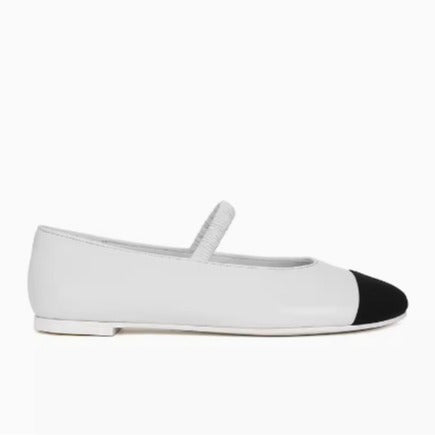 Dame Mode Ballerinas med elegant cut-out design og fleksibel rem Stilla