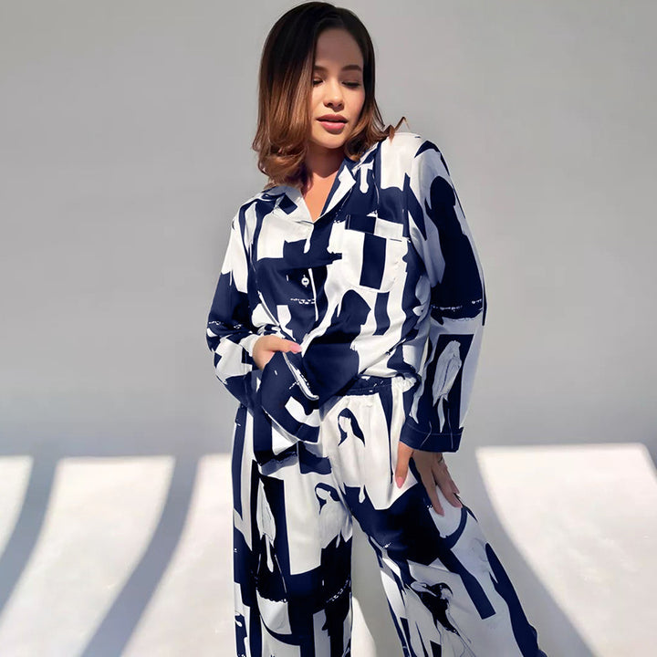 Dame Pyjama-sæt med moderne grafisk design Stilla