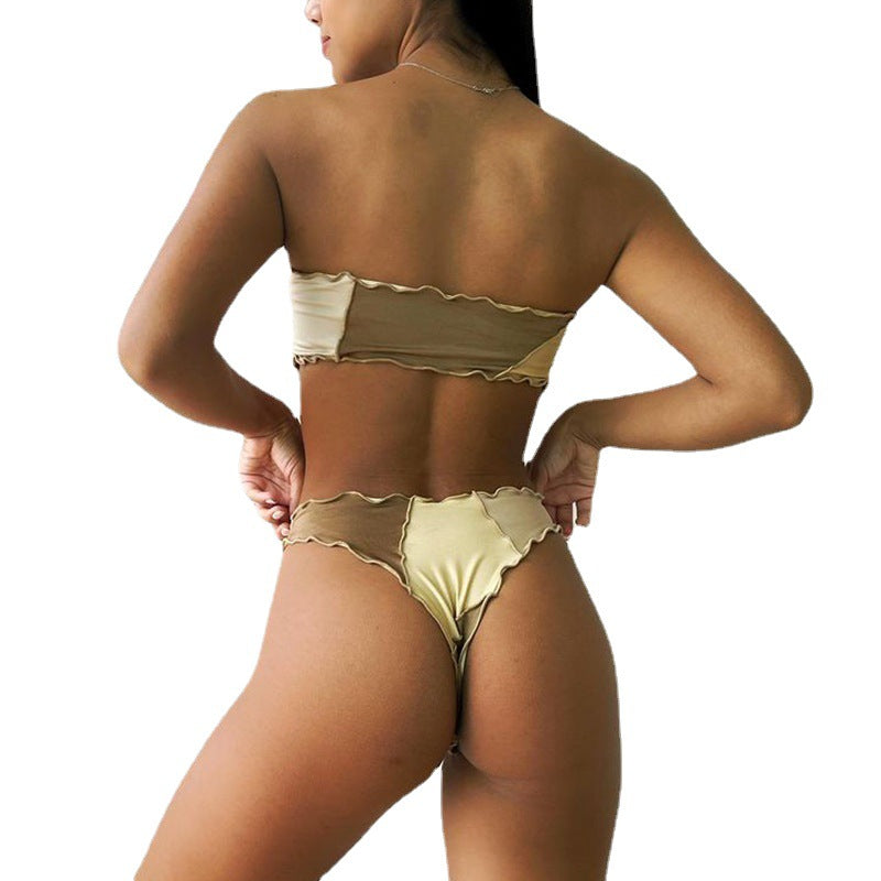 Dame bikini-sæt med dekorativt indpakningsdetalje og trendy ruffles-elementer Stilla