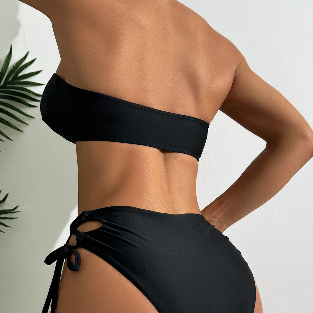 Dame bandeau-bikini med fashionable binde detaljer Skovae