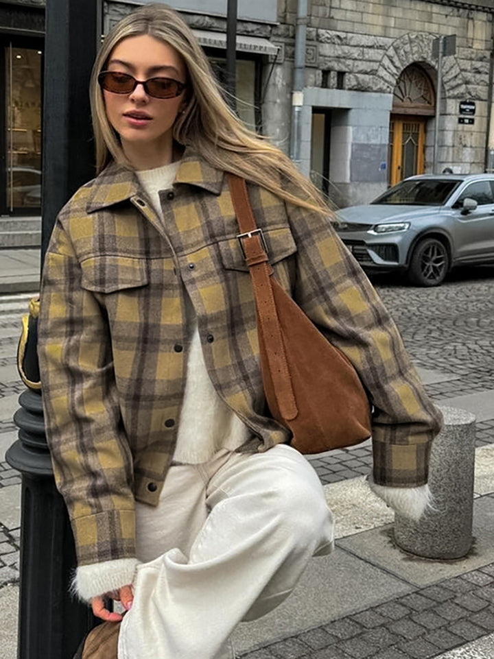 Dame checket Overshirtjakke med blødt foret indre og praktiske lommer Stilla