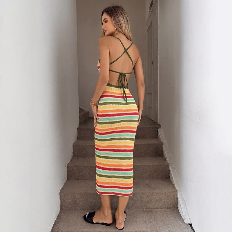 Damen Strick-Kleid im lässigen Streifenmuster mit schmalen Spaghetti-Trägern Skovae