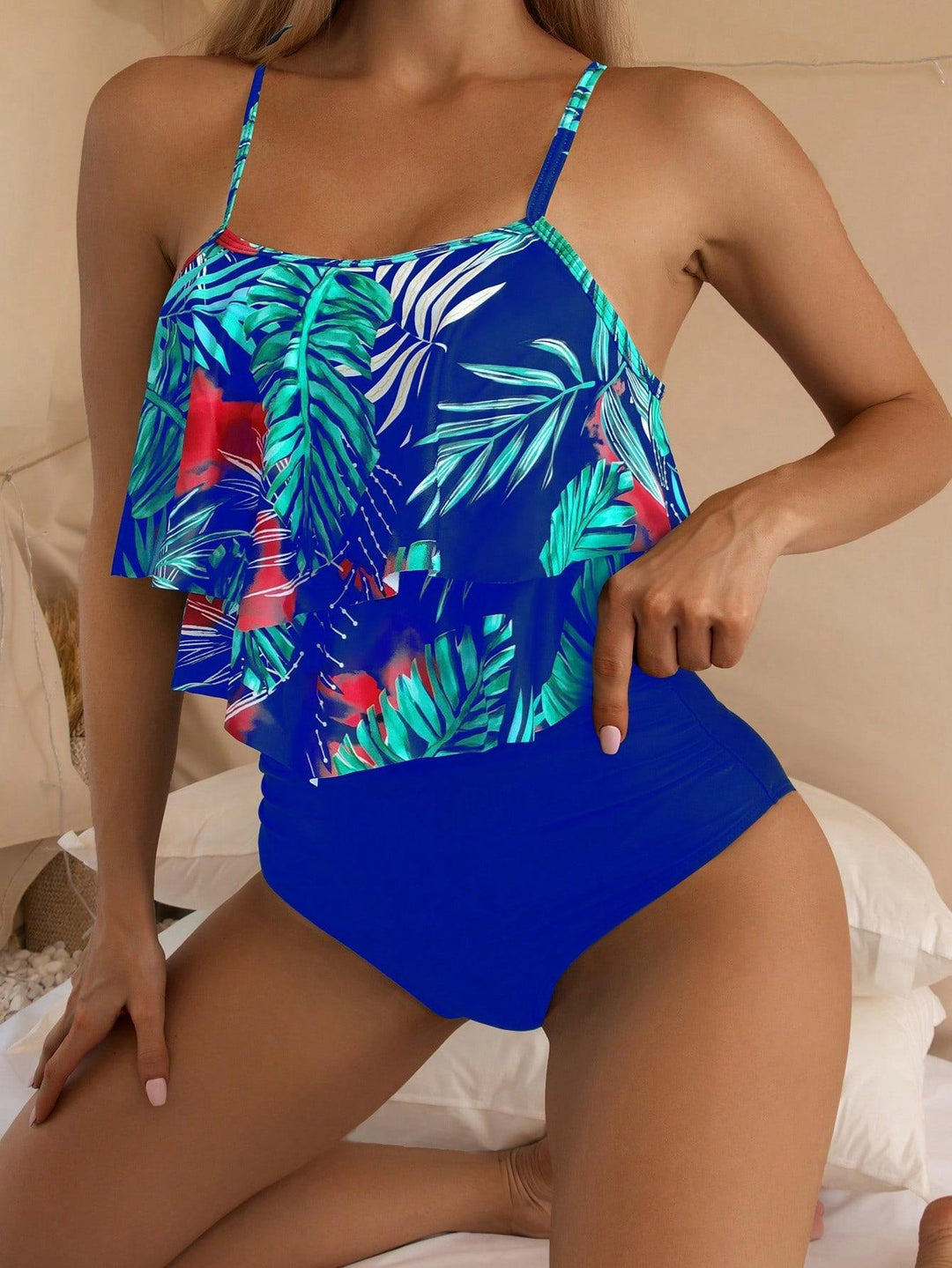 Dame bikini sæt med voluminøst flæse design Skovae
