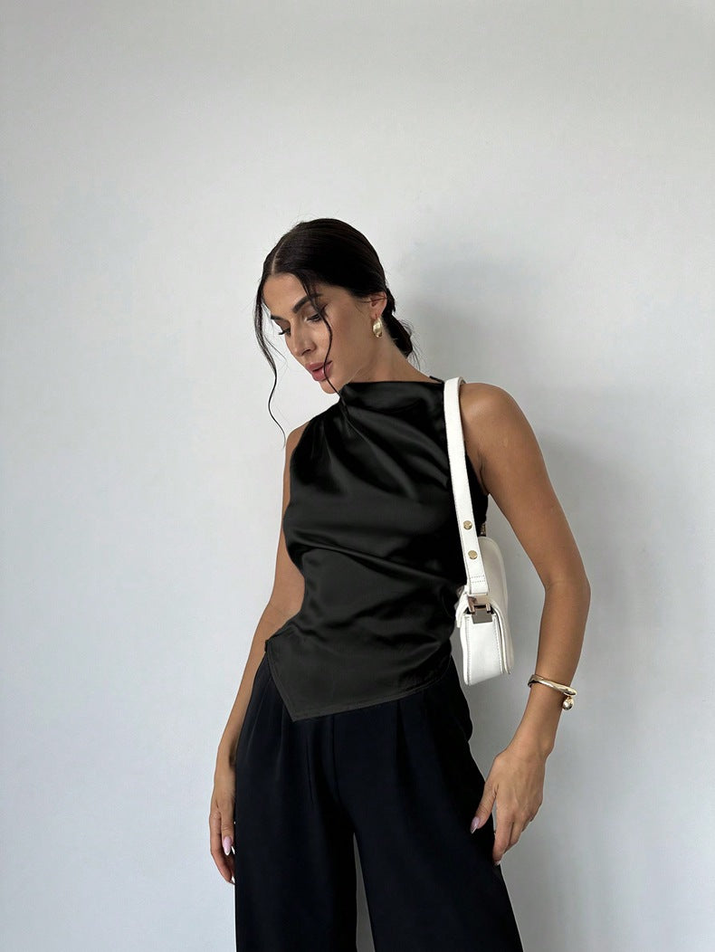 Damer elegant, figursyet satin top med asymmetrisk kant Skovae