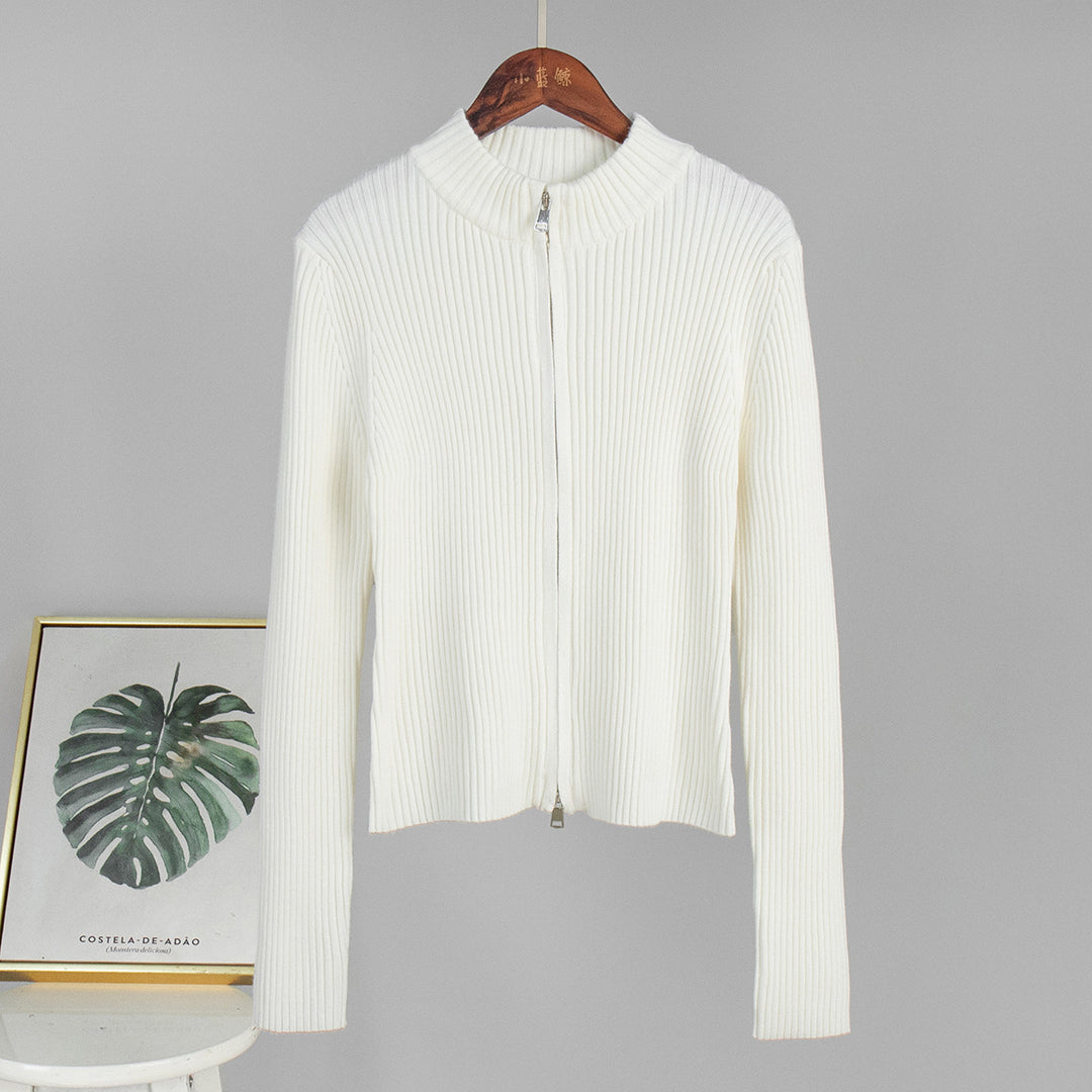 Kvinders ribbestrikkede pullover lavet af blød bomullsblanding med elegant snit Stilla