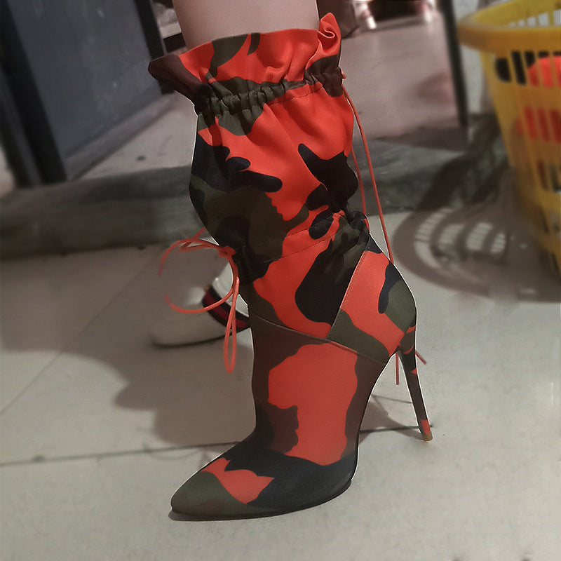 Dame højhælte støvler med camouflage-design og snørebånd Stilla