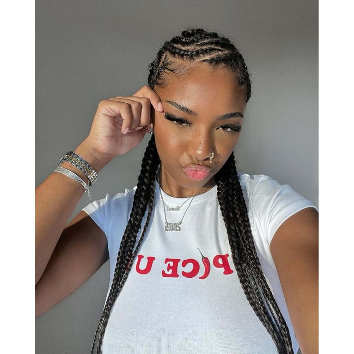 Dame cropped T-shirt med moderne tryk og tætsiddende snit Skovae