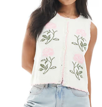 Kvinders cardigan med blomsterdesign og elegante detaljer Stilla