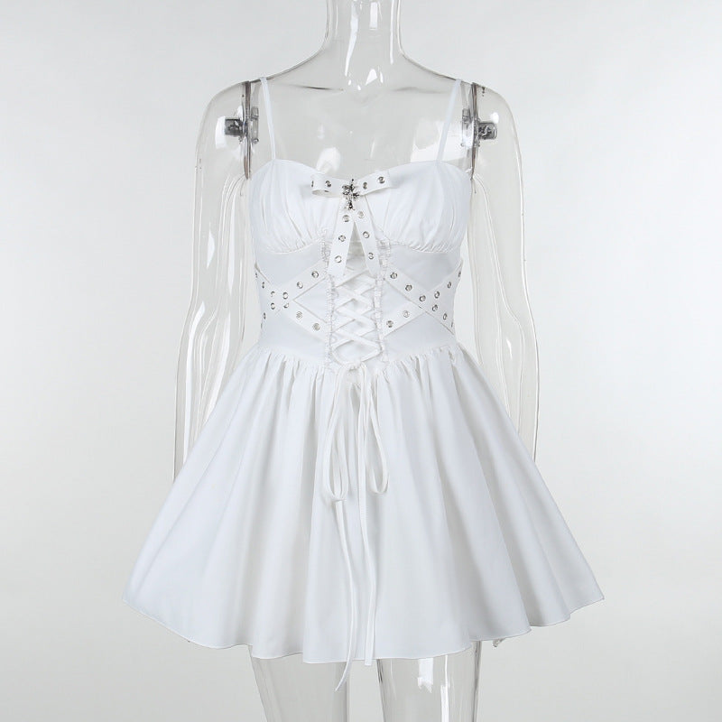 Dame figursyet bluse med ruchedetaljer og snøring Skovae
