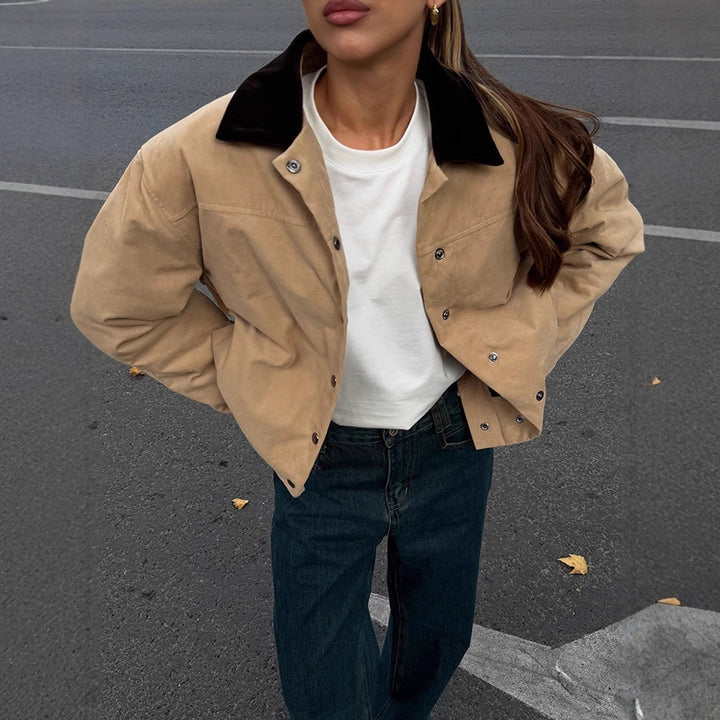 Dame mode Oversized-jakke med fløjlskrave og trykknaplukning Stilla