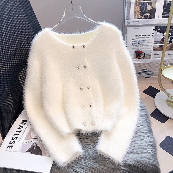 Kvindernes fluffy cardigan med hjerteknapper Stilla
