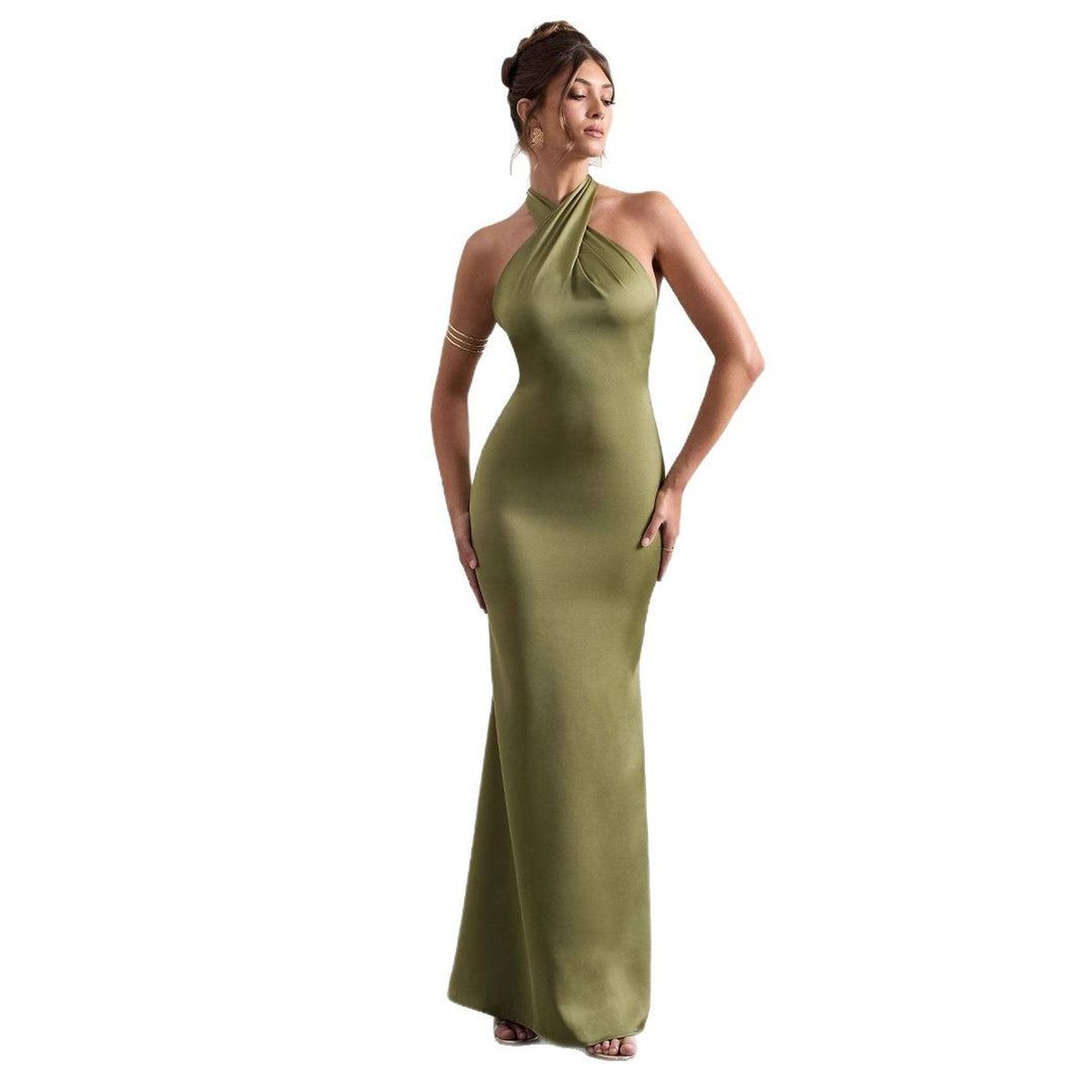 Dame Elegant aftenkjole med asymmetrisk halterneck og figursyet snit Stilla