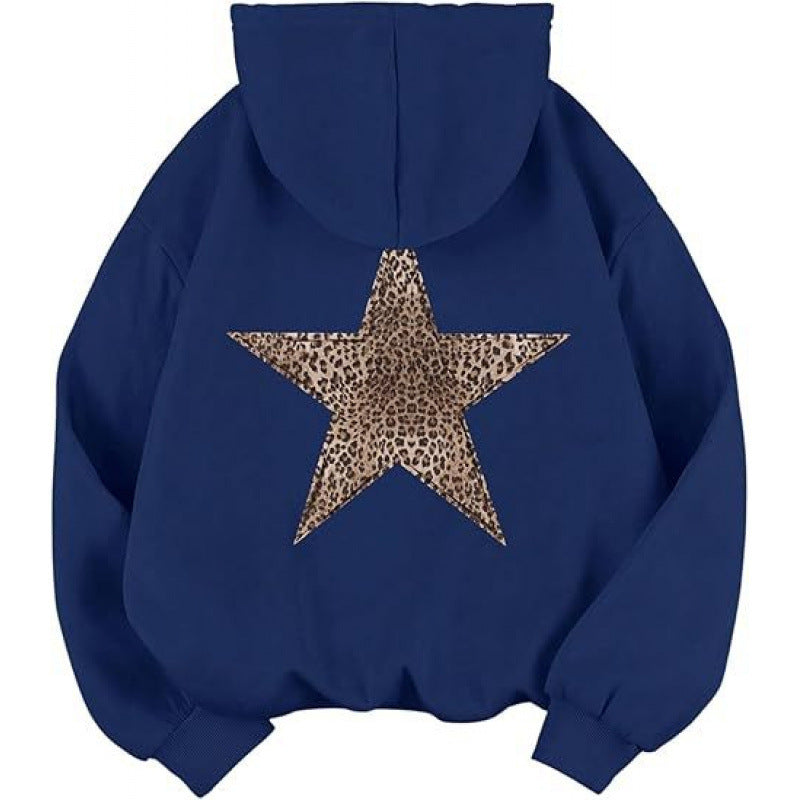 Kvinders hoodie med stilfuldt leopardstjernedesign og afslappet pasform Skovae