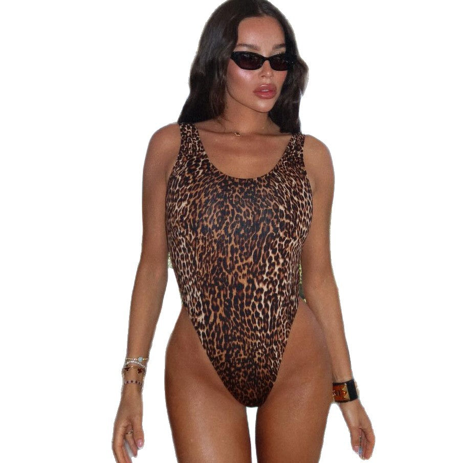 Dame Et-stykke Badedragt med ekstravagante Cut-Outs og moderne Leopardmønster Stilla
