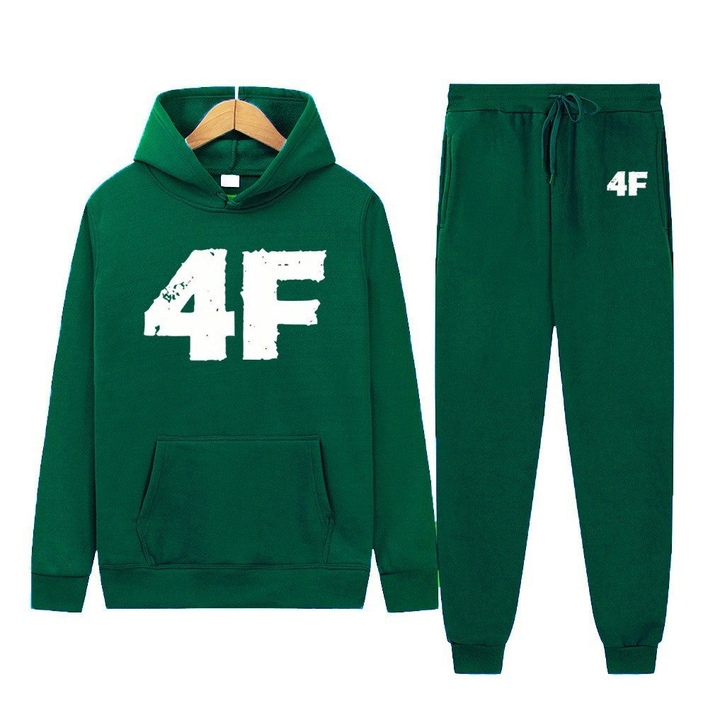 Kvinders hoodie og joggers sæt med sporty komfort Skovae