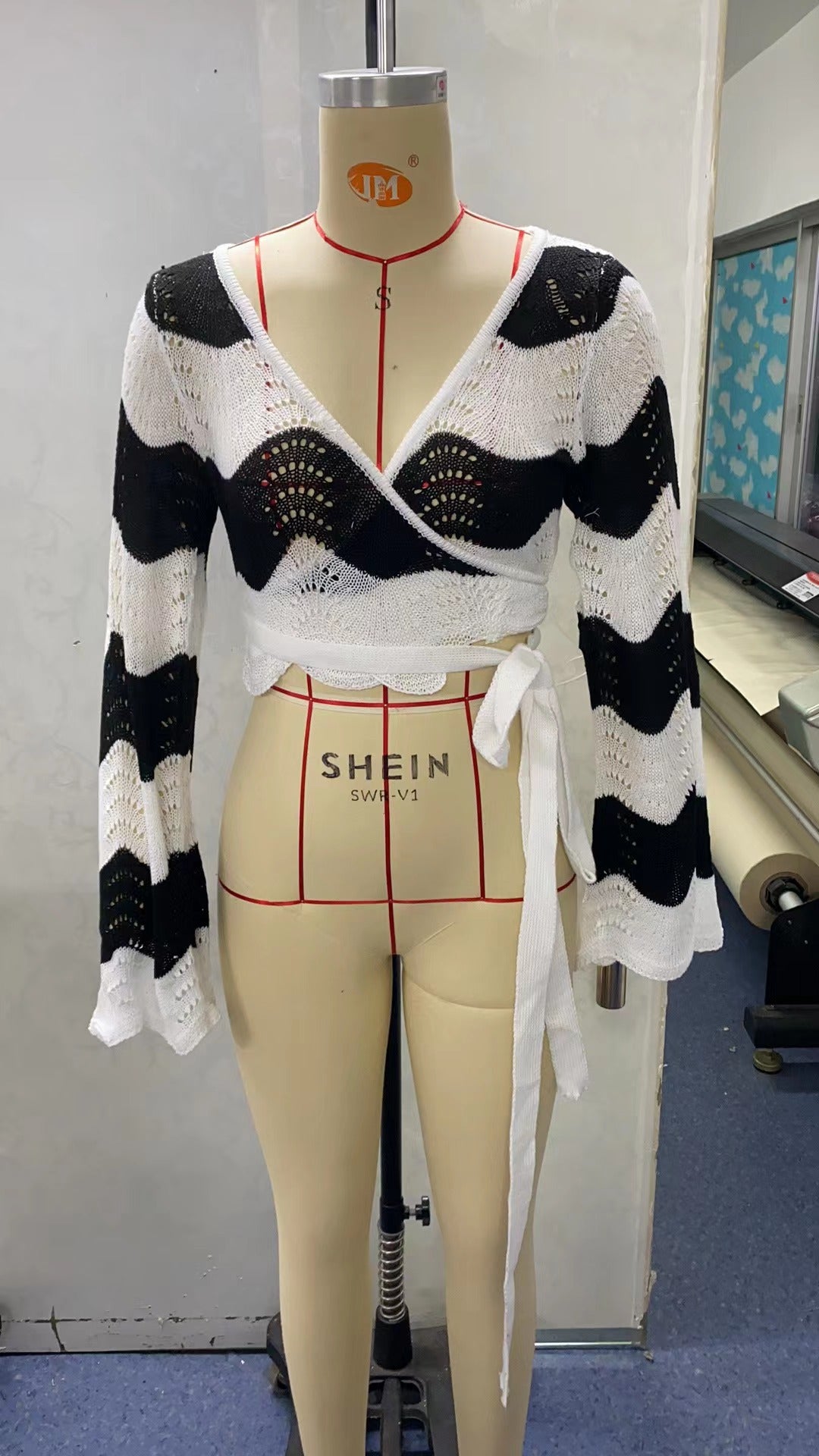 Dame hæklede crop-top med bindebånd og afslappet pasform Skovae