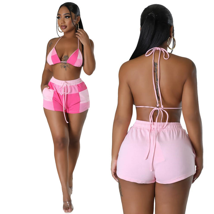 Dame bikini-sæt med moderne top og shorts Stilla