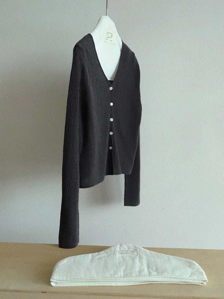 Dame tidløs V-hals strik cardigan med knapper Stilla
