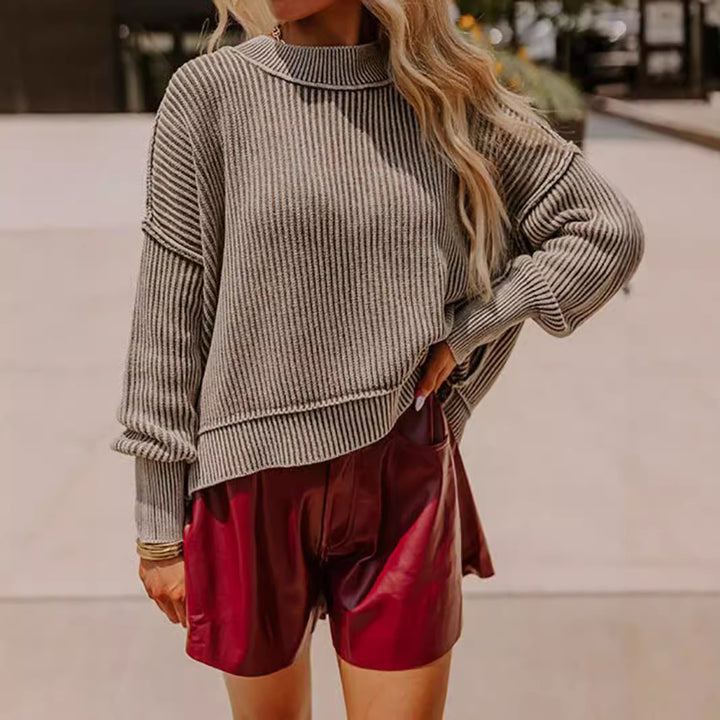 Kvinders casual turtleneck sweater med fin stribet mønster og oversized pasform Stilla