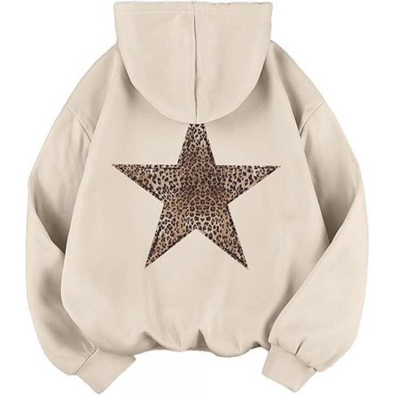 Kvinders hoodie med stilfuldt leopardstjernedesign og afslappet pasform Skovae