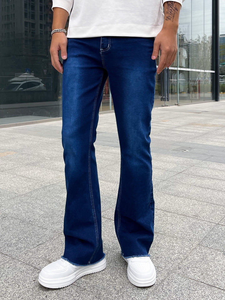 Herrer Bootcut Jeans med stilfuldt detalje og afslappet pasform Stilla