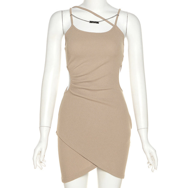 Dame Minikjole med asymmetrisk snit og raffinerede cut-outs Stilla