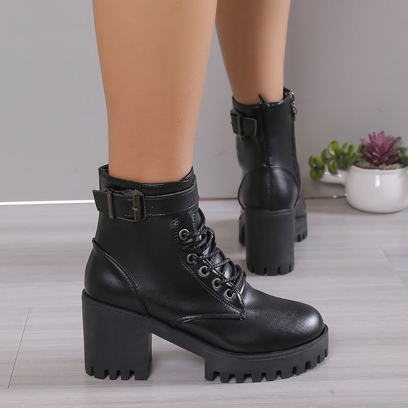 Dame Chunky Støvler med robust profil og spænde accent Stilla