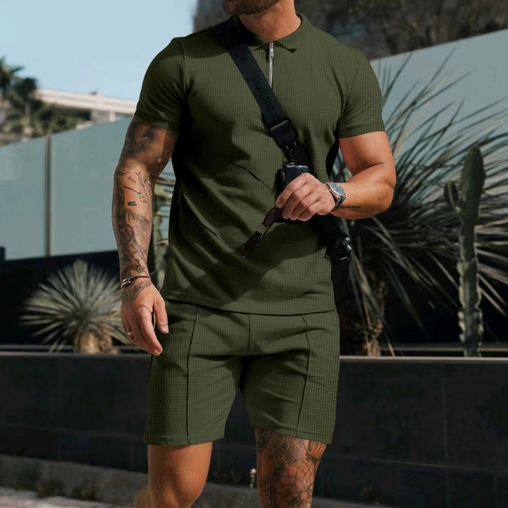 Herren nan sportives Poloshirt- og Chino-short-sæt med halvmidlertidig lynlås, struktureret jersey og diskret press fold Skovae