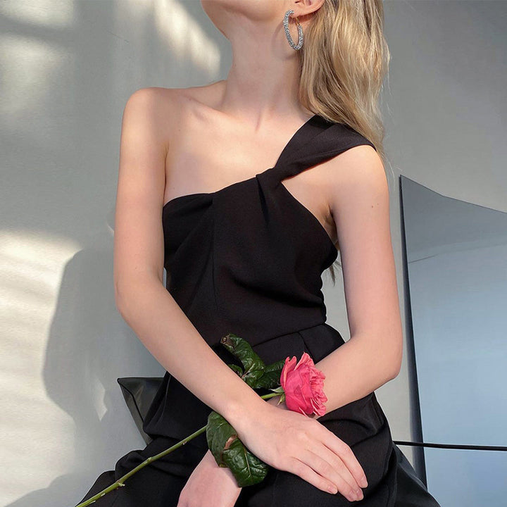 Dame top med off-shoulder design og elegant drapering Stilla