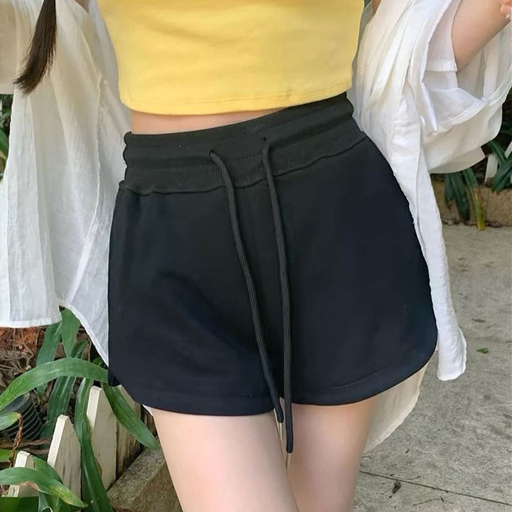 Dame sporty shorts med justerbar talje og sidelommer Skovae