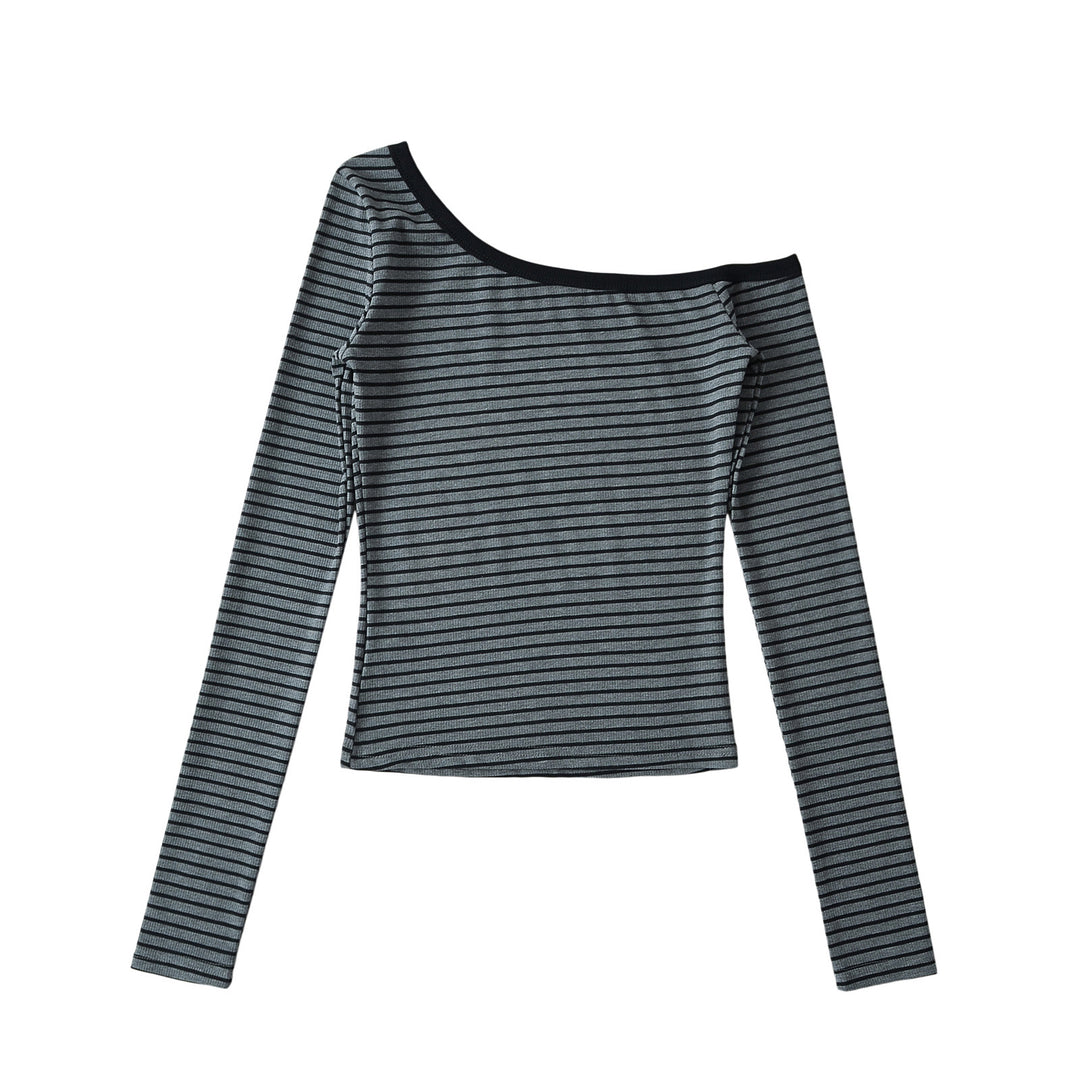 Dame asymmetrisk langærmet skjorte med maritimt stribemønster og off-shoulder design Stilla