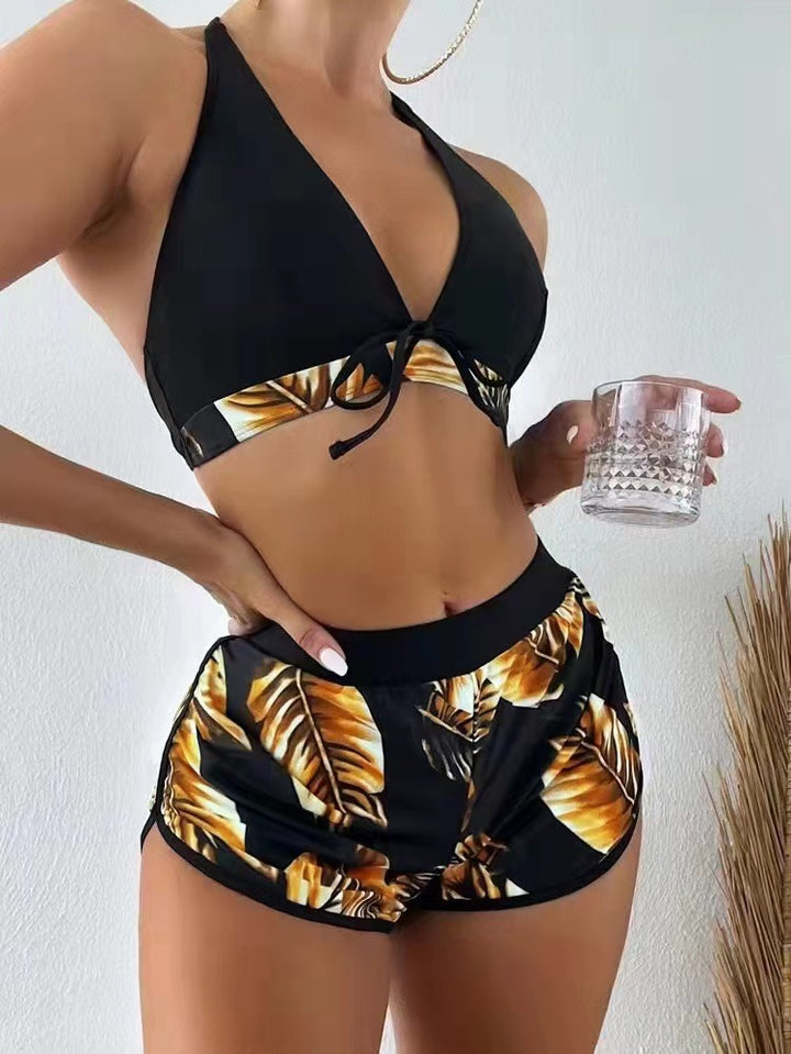 Dame Bikinier med sporty snit og legende print Stilla
