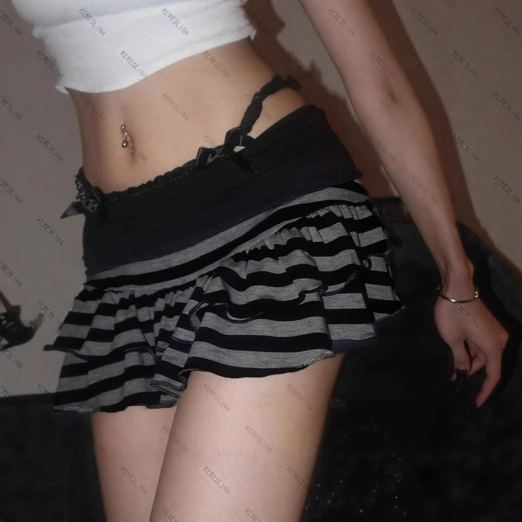 Dame flæse shorts med stribet design og elastisk kant Skovae
