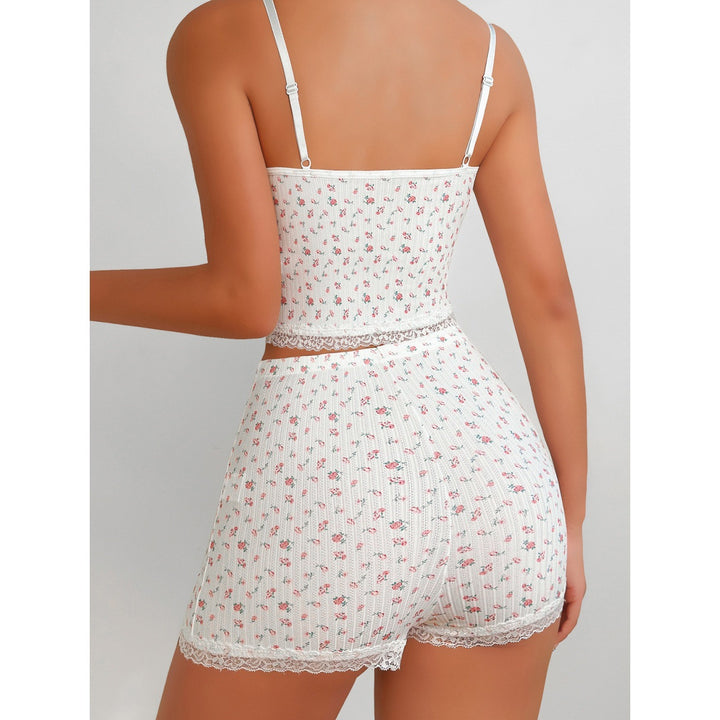 Dame soveoverdel og shorts sæt med delikat spids og blomsterprint Stilla