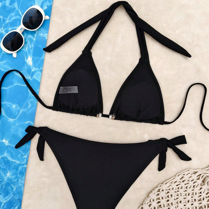 Dame Triangel-Bikini med raffinerede muslingedekorationer Skovae