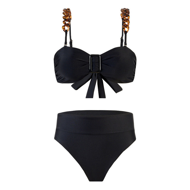 Dame bikini-sæt med elegant vikkerock og raffinerede stropdetaljer Skovae