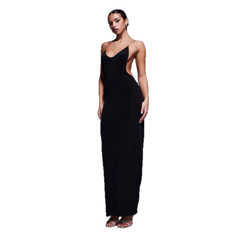 Damen Maxikleid mit tiefem V-Ausschnitt und seitlichen Cut-Outs Skovae