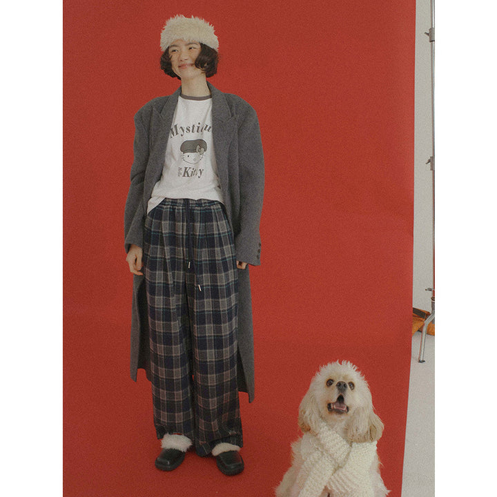 Dame T-shirt med kreativt grafikdesign og afslappet snit Stilla