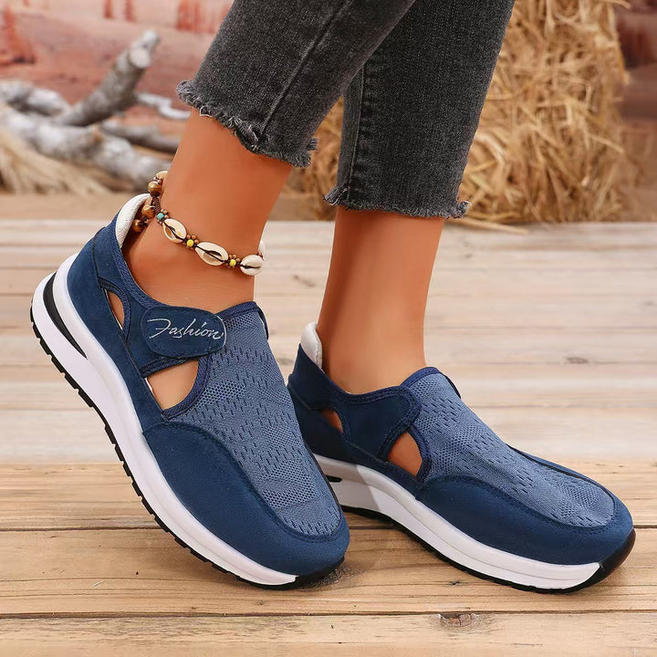 Dame Komfortable Slip-On Sneakers med modedesign i mesh og praktisk velcro-funktion Stilla