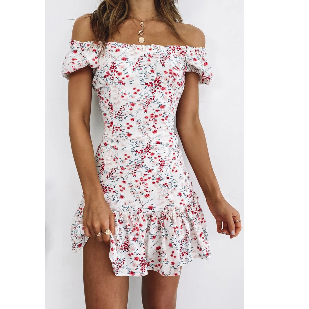 Dame Off-Shoulder Minikjole med florale Rynkedetaljer Stiila
