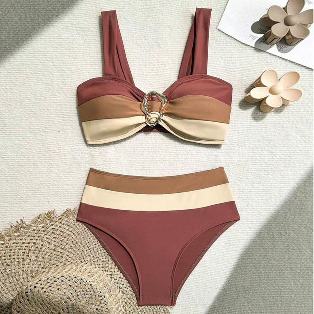 Dame Højtaljeret Bikini-Sæt med moderigtigt Smykke-detalje og figurskænkende Top Stilla