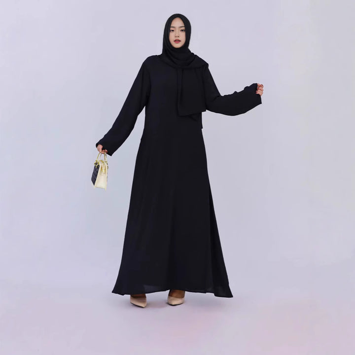 Damer elegant og komfortabel maxikjole i minimalistisk design Stilla
