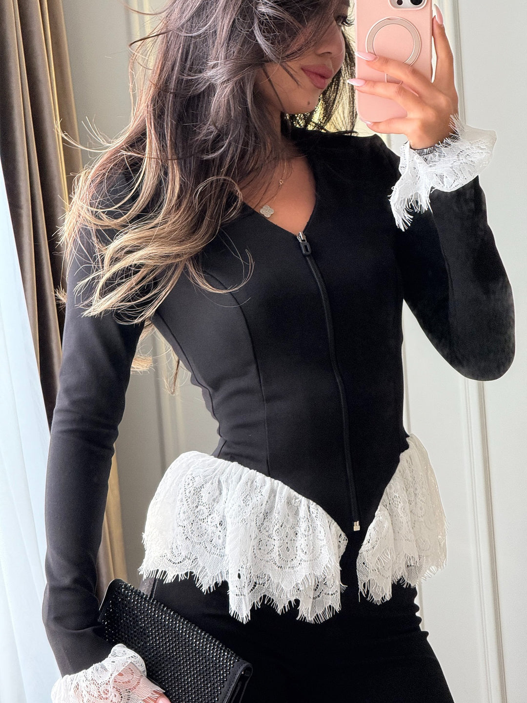 Dame Ruffle Top med Lynlås og Blonde Stilla