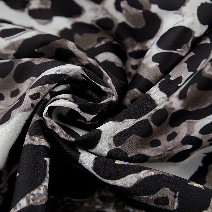 Damer camouflage bukser i glat satin Stilla